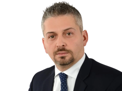 Portrait of Luca Catena, Relationship Manager at FF Marcuard Wealth Management, an independent Swiss wealth management firm based in Lugano.